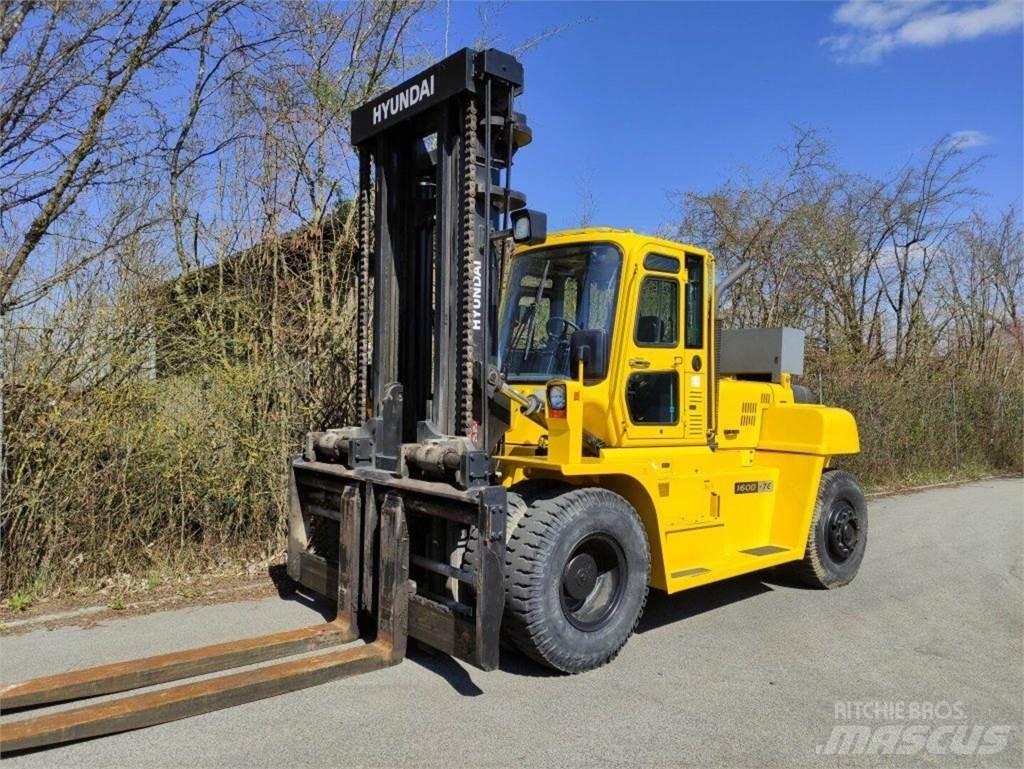 Hyundai 160D-7E Chariots diesel