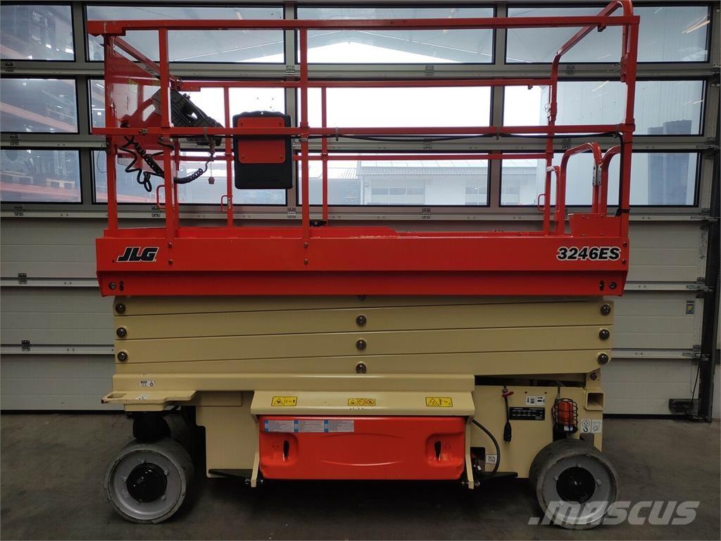 JLG 3246ES Nacelle ciseaux