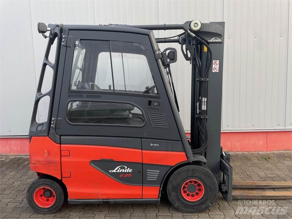 Linde E25-01-387 Chariots élévateurs électriques