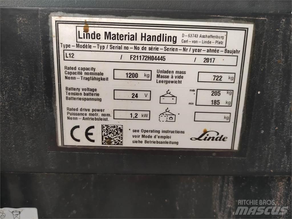 Linde L12 Gerbeur accompagnant