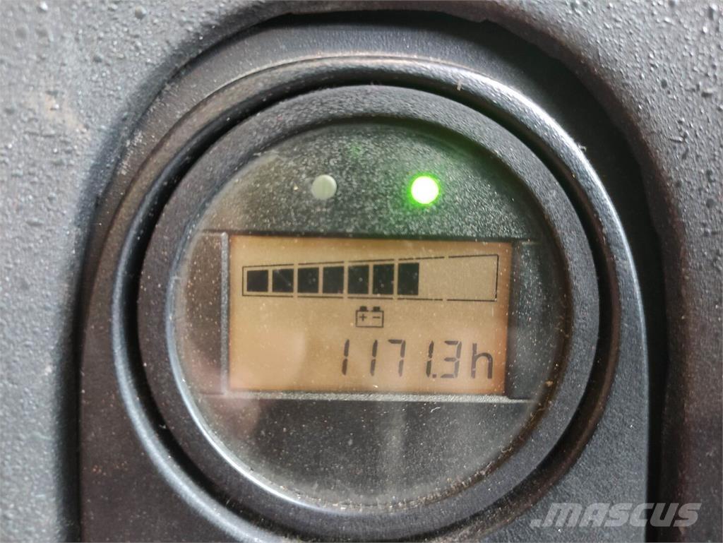 Linde L12 i Gerbeur accompagnant