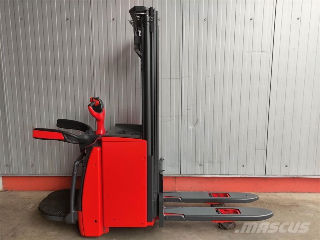Linde L14 APi (LACK NEU) Gerbeur accompagnant
