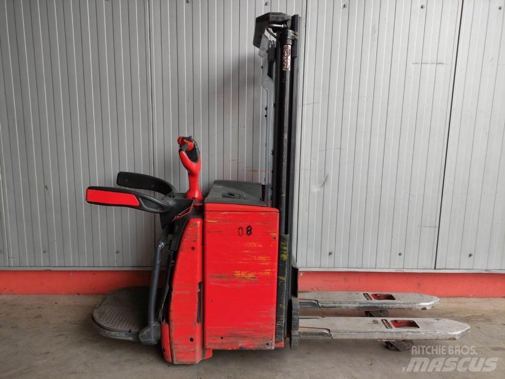 Linde L14APi Gerbeur accompagnant