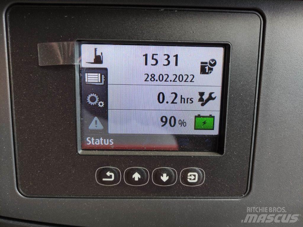 Linde L14i-1173 Gerbeur accompagnant