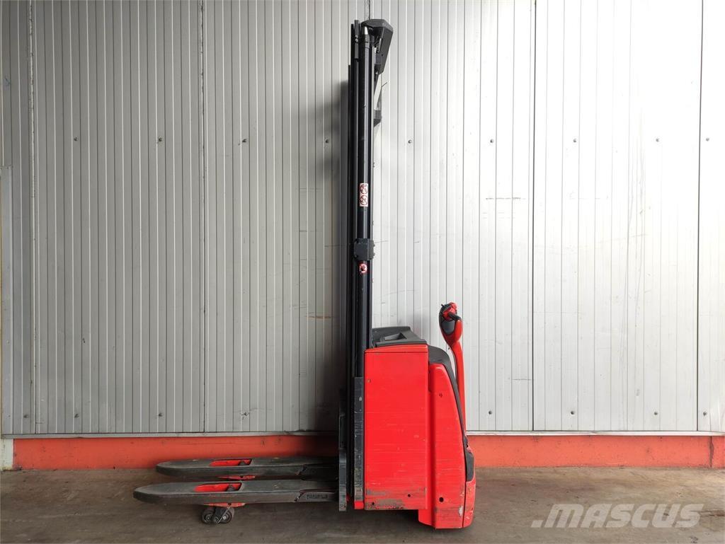 Linde L14i-1173 Gerbeur accompagnant