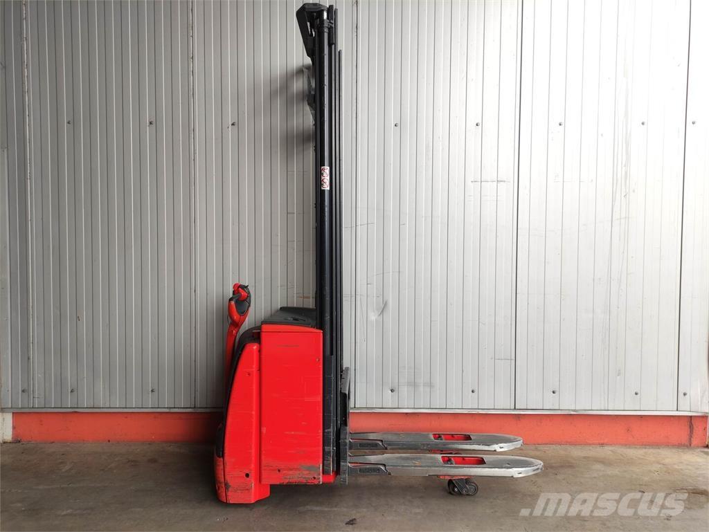 Linde L14i-1173 Gerbeur accompagnant