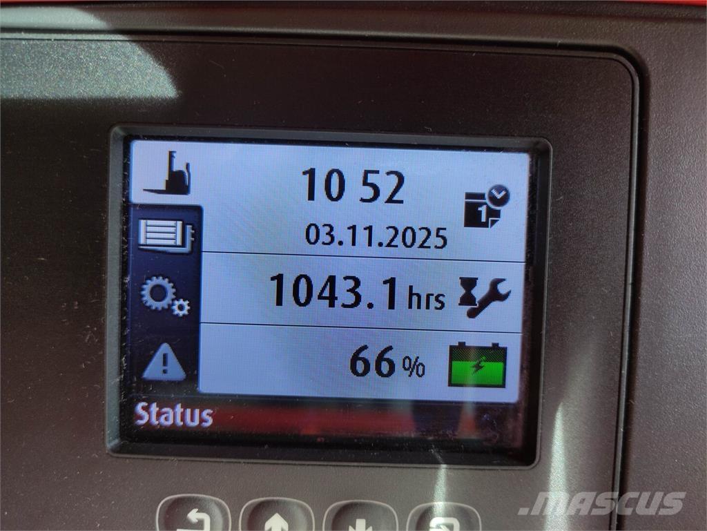 Linde L14i-1173 Gerbeur accompagnant