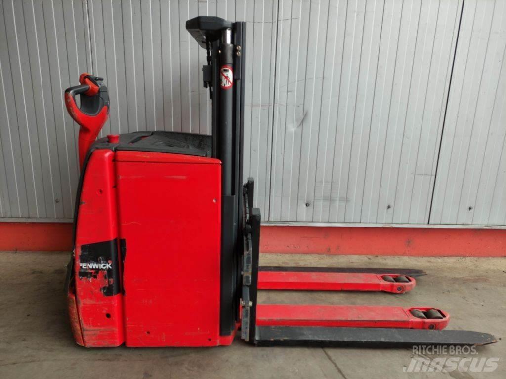 Linde L16-1173 Gerbeur accompagnant