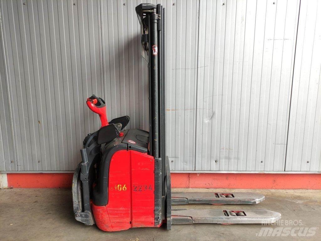 Linde L16-372-APi Gerbeur accompagnant