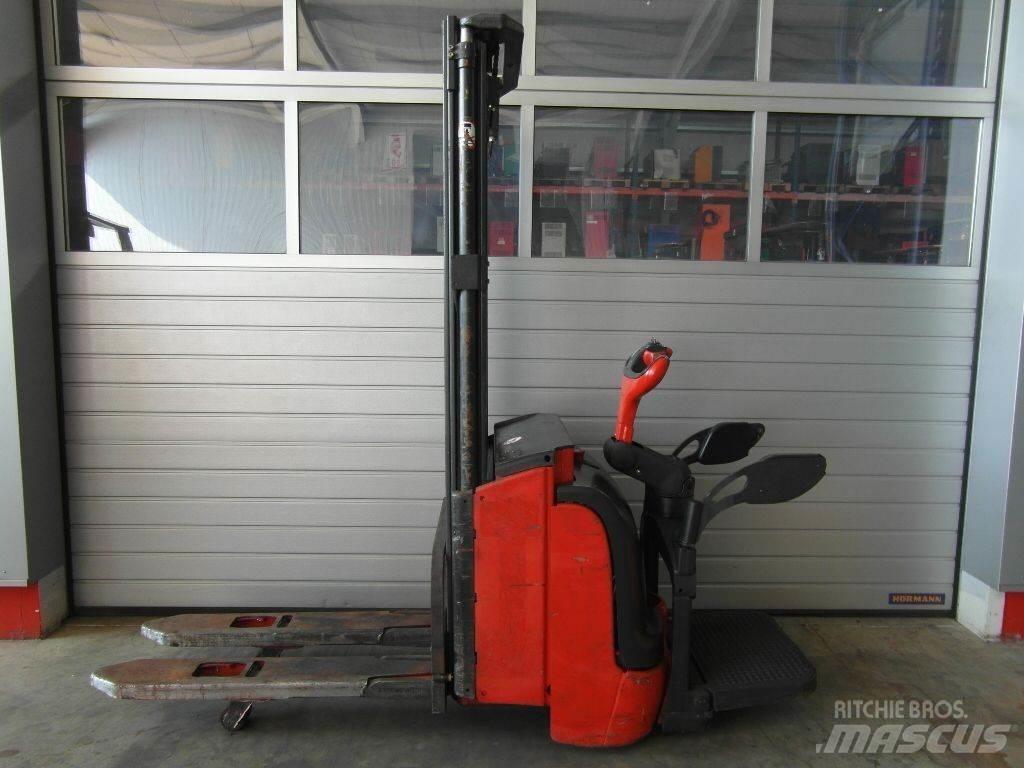 Linde L16APi-372 Gerbeur accompagnant