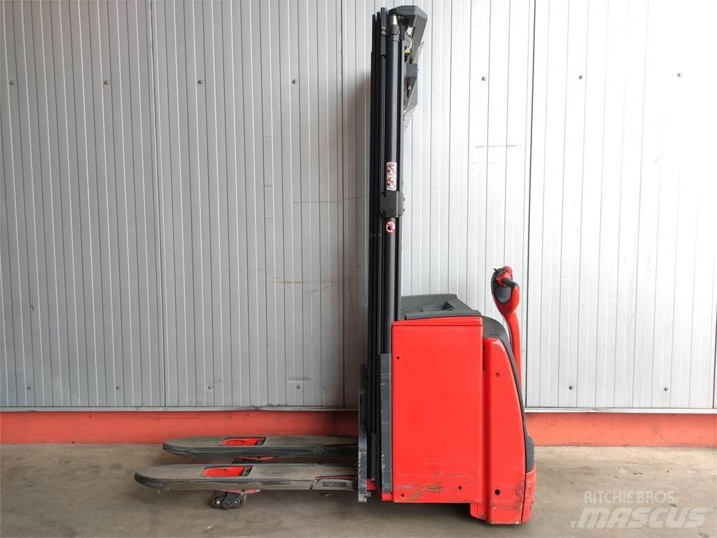 Linde L16i-1173 Gerbeur accompagnant