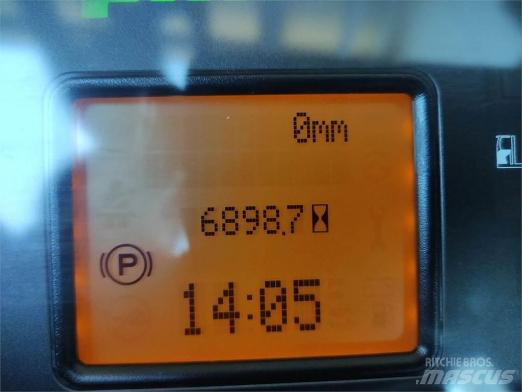 Linde R16N-01-112 Chariot à mât rétractable