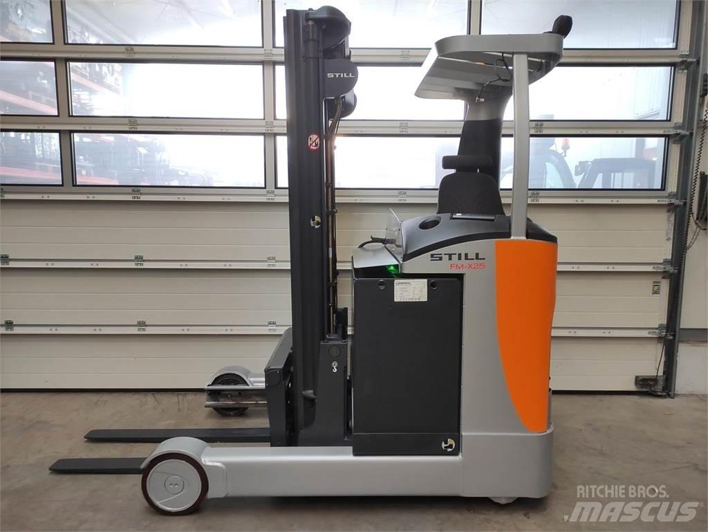 Still FM-X-25 (LACK NEU) Chariot à mât rétractable