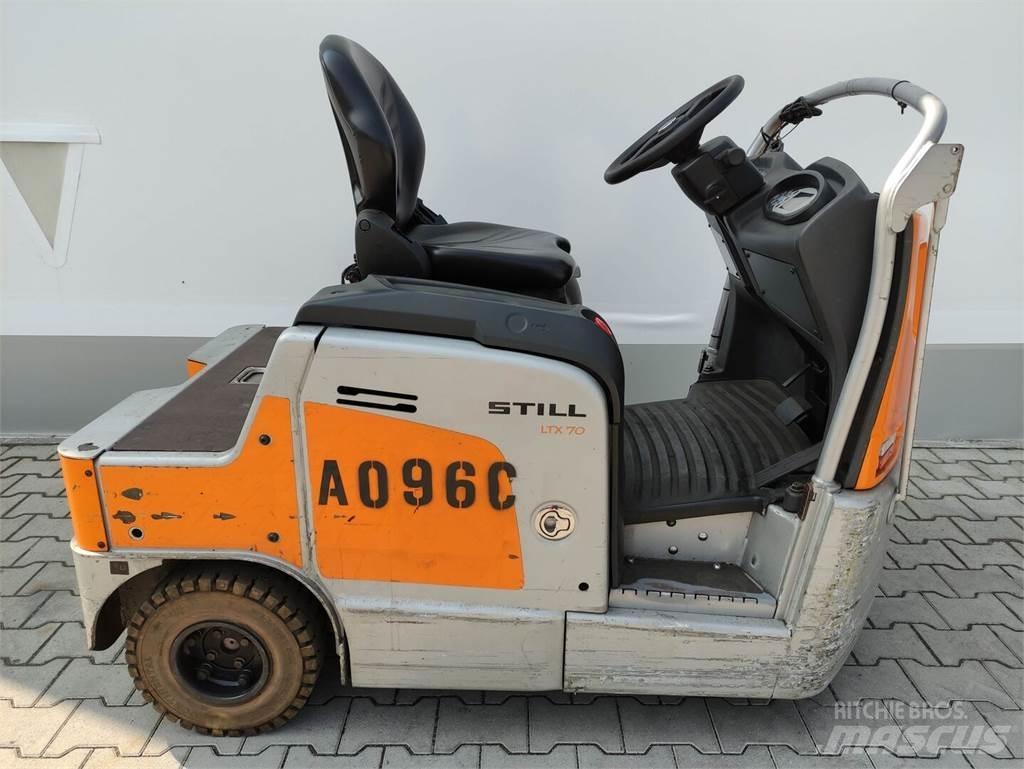 Still LTX-70 Chariot remorqueur