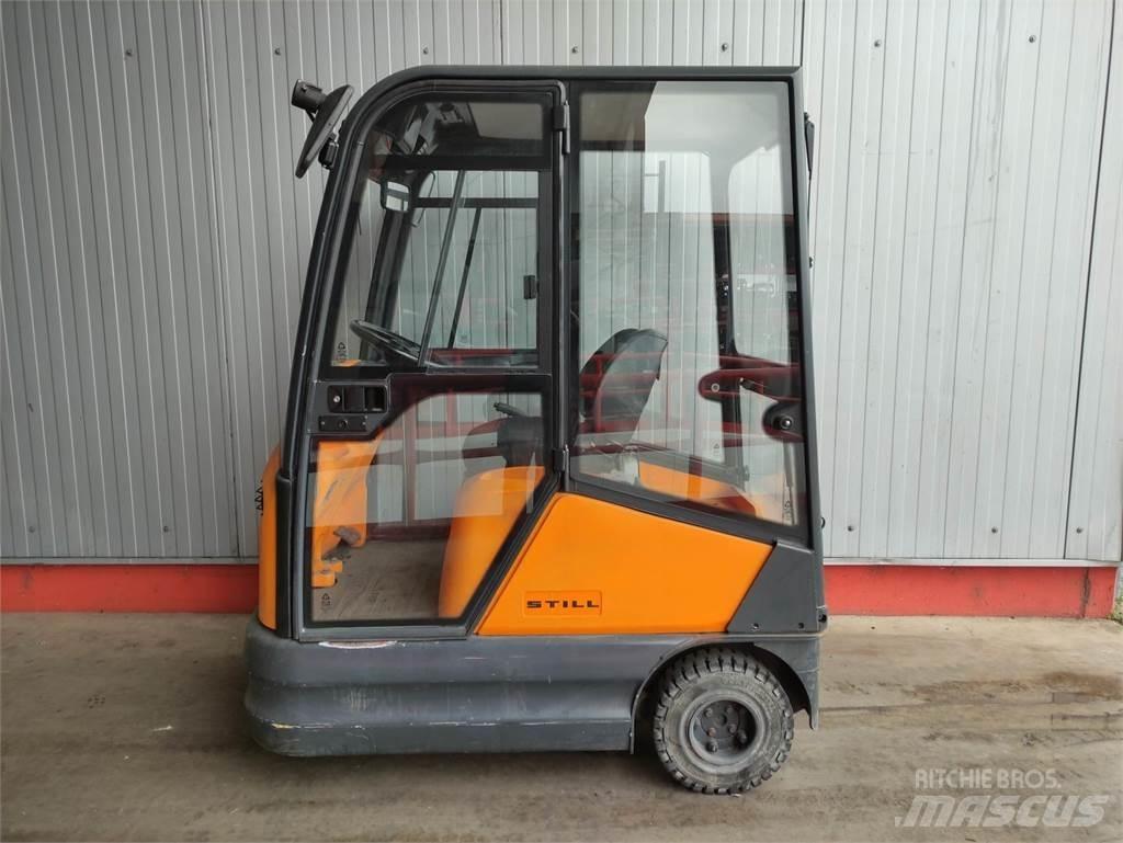 Still R06-06 Chariot remorqueur