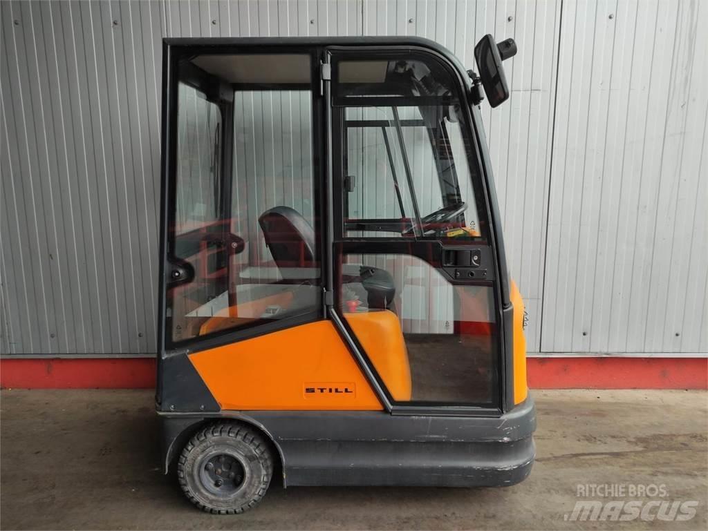 Still R06-06 Chariot remorqueur