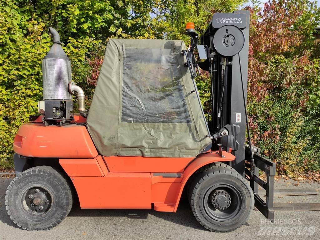 Toyota 50-5FD60 Chariots diesel