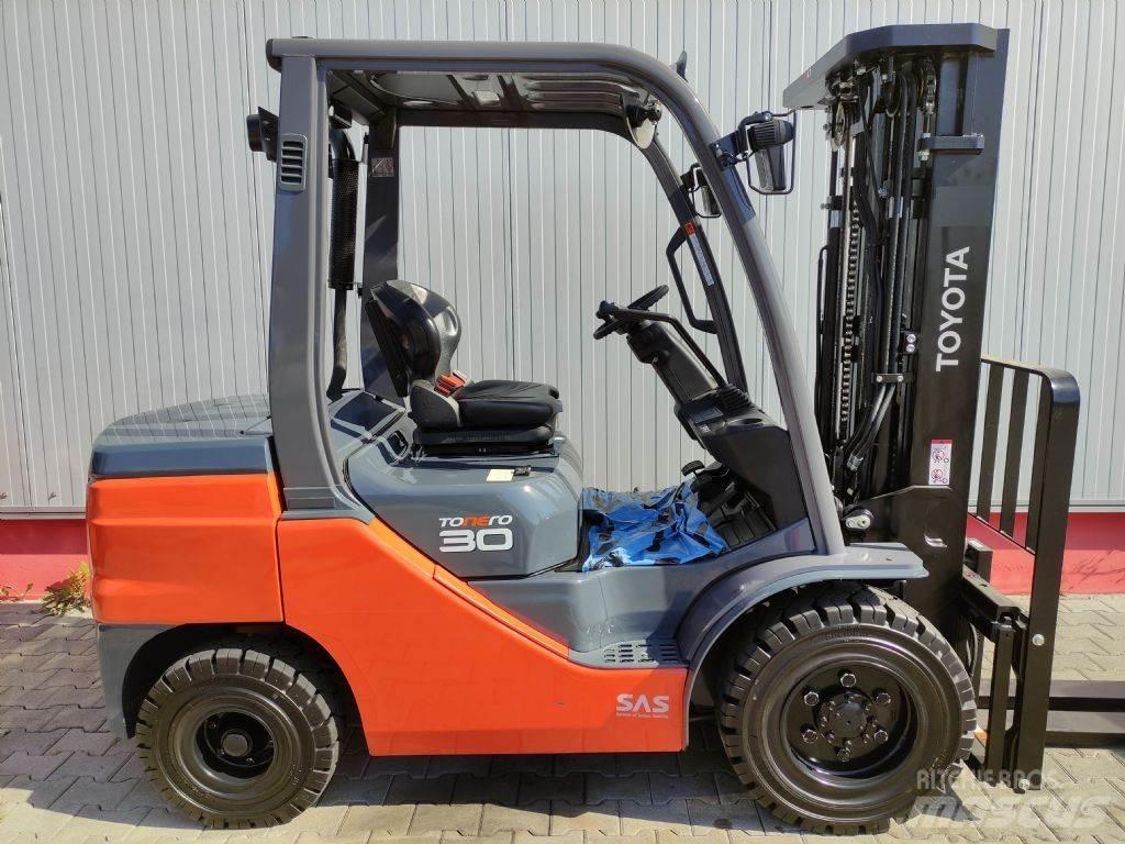 Toyota 52-8FDF30 Chariots diesel