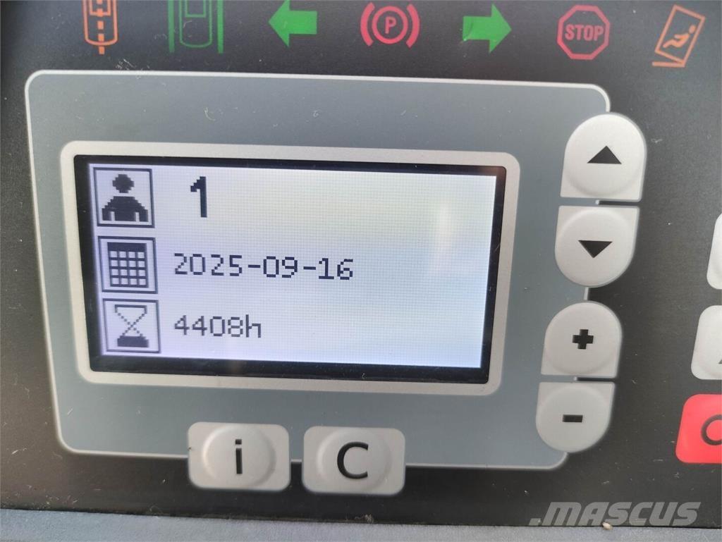 Toyota RRE160HH Chariot à mât rétractable