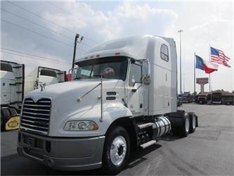 Mack PINNACLE CXU613