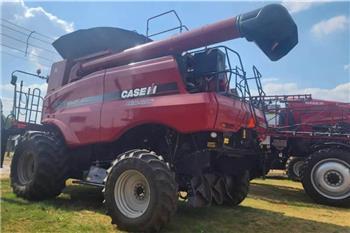 CASE 6130 Combine