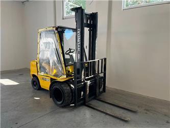 Hyundai 33D-7E
