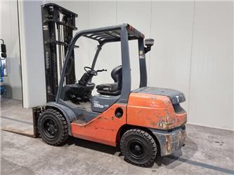 Toyota 52-8 FD JF 35