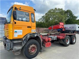 Renault G300 Manager **6x4-LAMES-FULL STEEL**