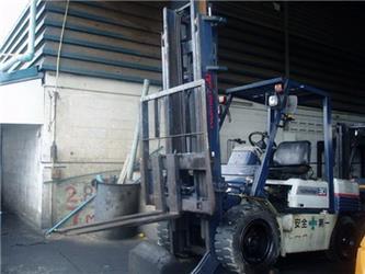 Komatsu FD30H-11