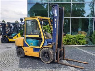 Komatsu FD30T-12