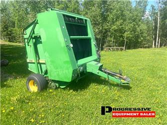 John Deere 535