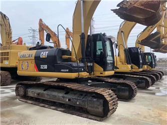Caterpillar 323D