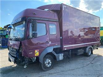 Mercedes-Benz Atego 818