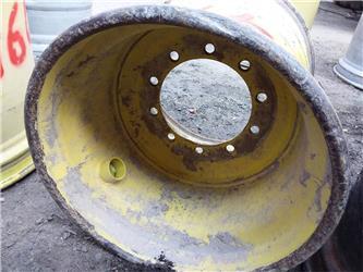 John Deere 1010E 24x24,5