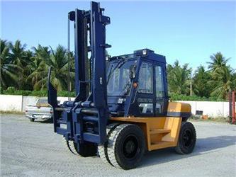 Komatsu FD80-6