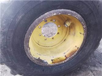John Deere 1070e 20x22,5