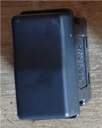 Renault MIDLUM PŘEPÍNAČ