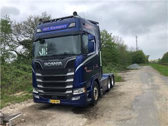 Scania S 520