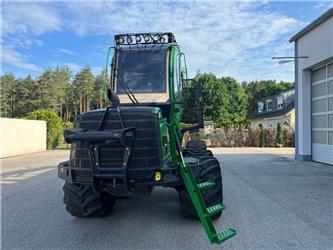 John Deere 810 E