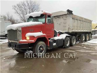 Autocar TRUCK