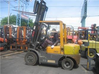 Komatsu FD30Z5