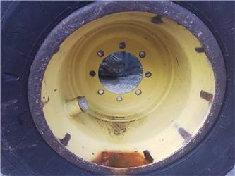 John Deere 1070e 20x22,5
