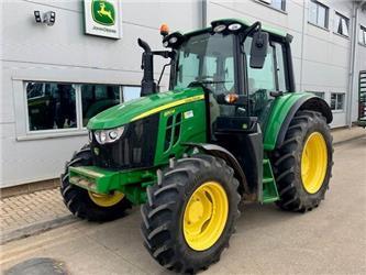 John Deere 6110M