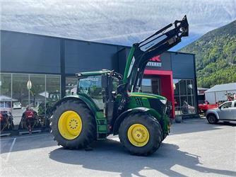 John Deere 6215