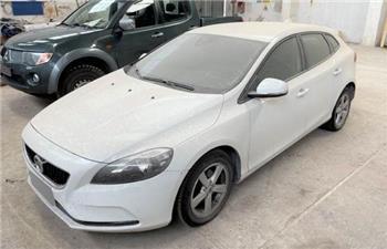 Volvo BM V40