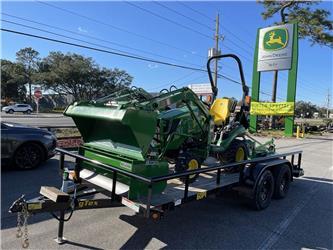 John Deere 1025R