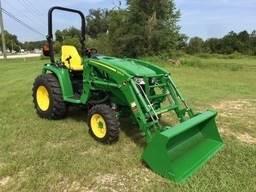 John Deere 3033R