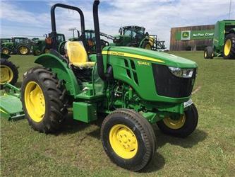 John Deere 5045E