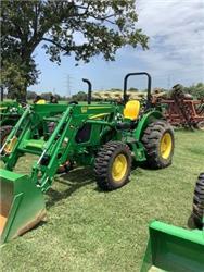 John Deere 5055E