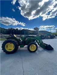 John Deere 5055E